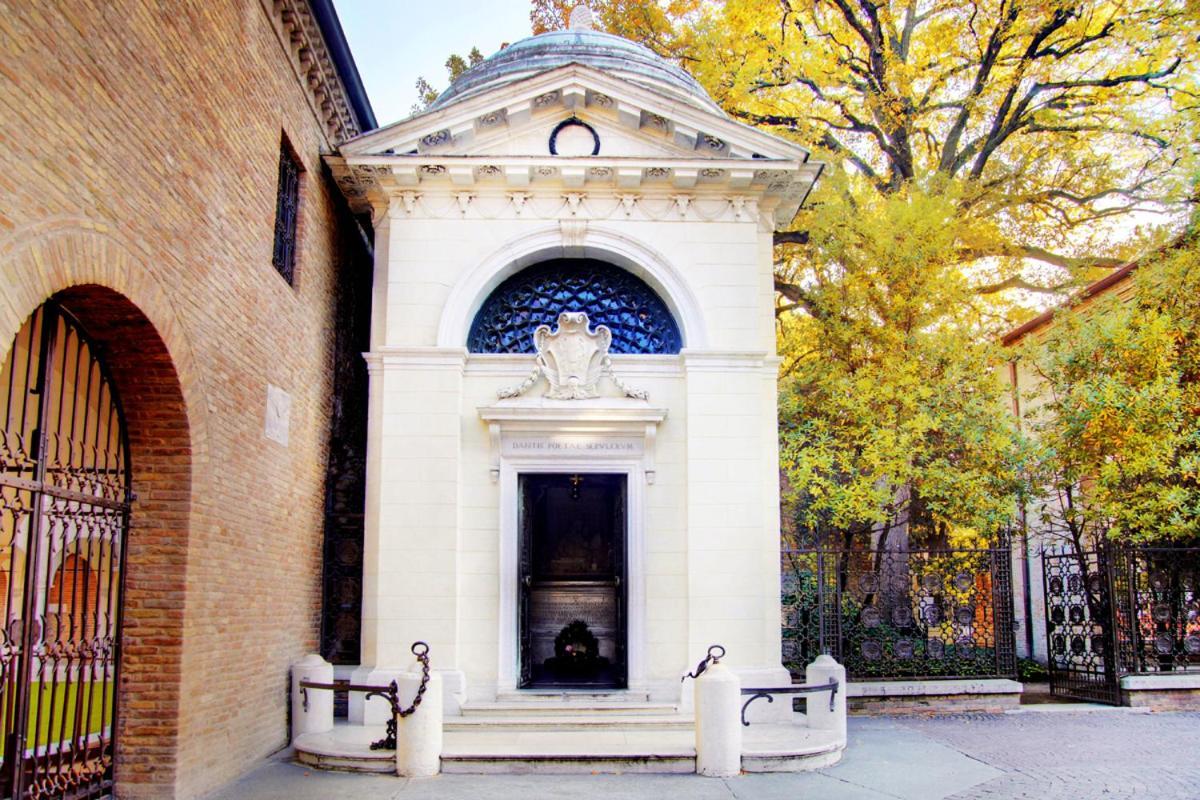 Exclusive Luxury Home With Private Parking Ravenna Buitenkant foto
